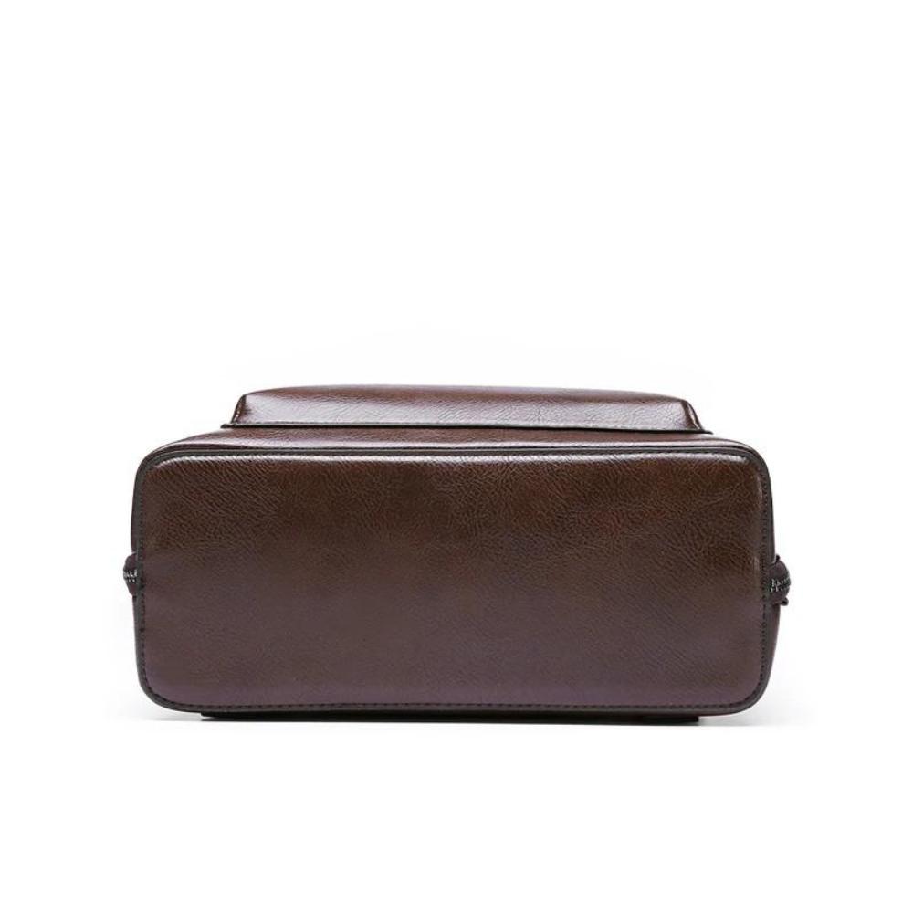 Naomi | Una borsa con doppia cerniera senza tempo, dall'elegante semplicità